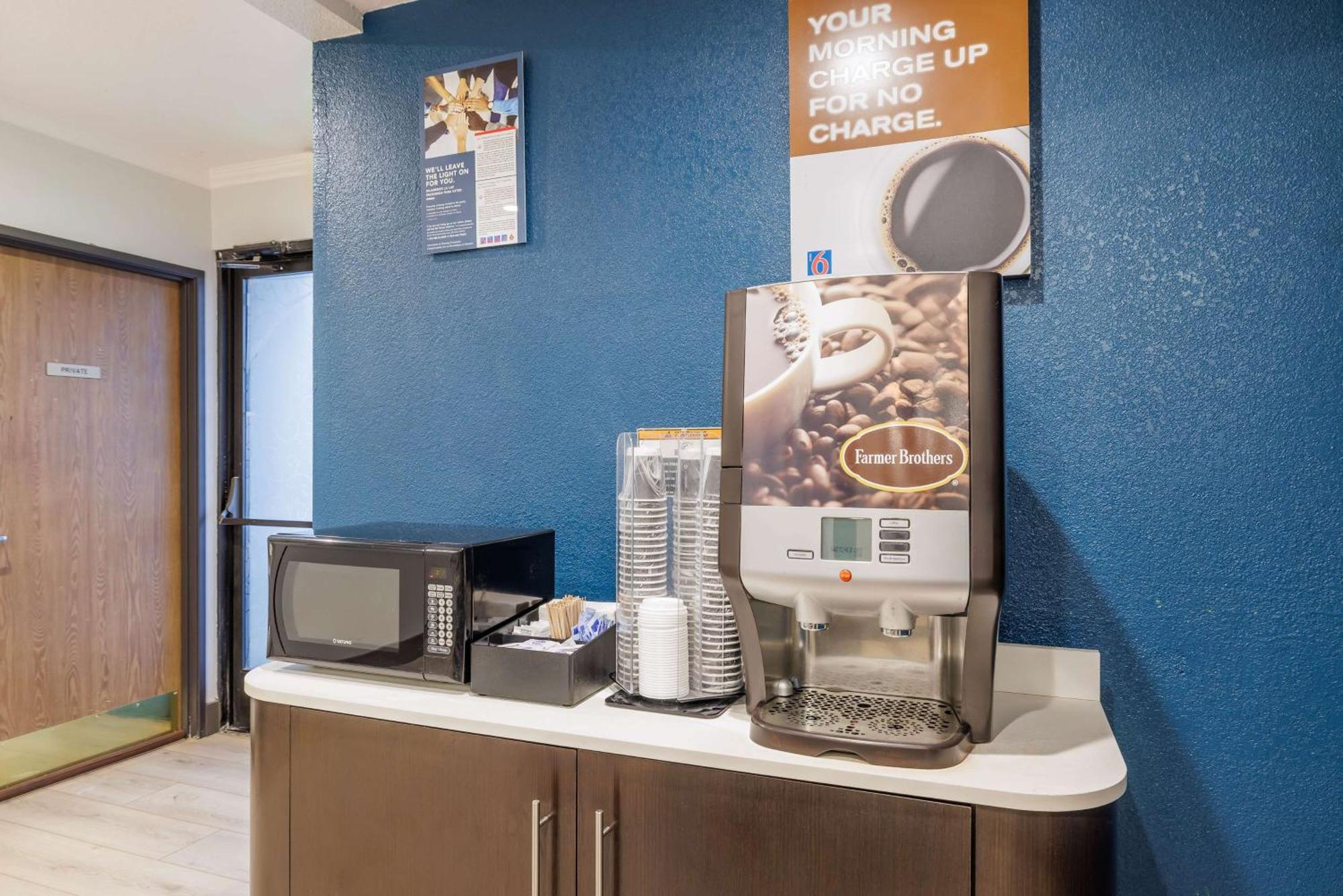 Motel 6-Auburn, Ca エクステリア 写真
