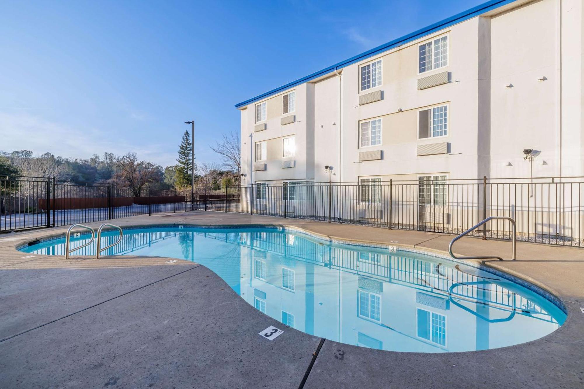 Motel 6-Auburn, Ca エクステリア 写真
